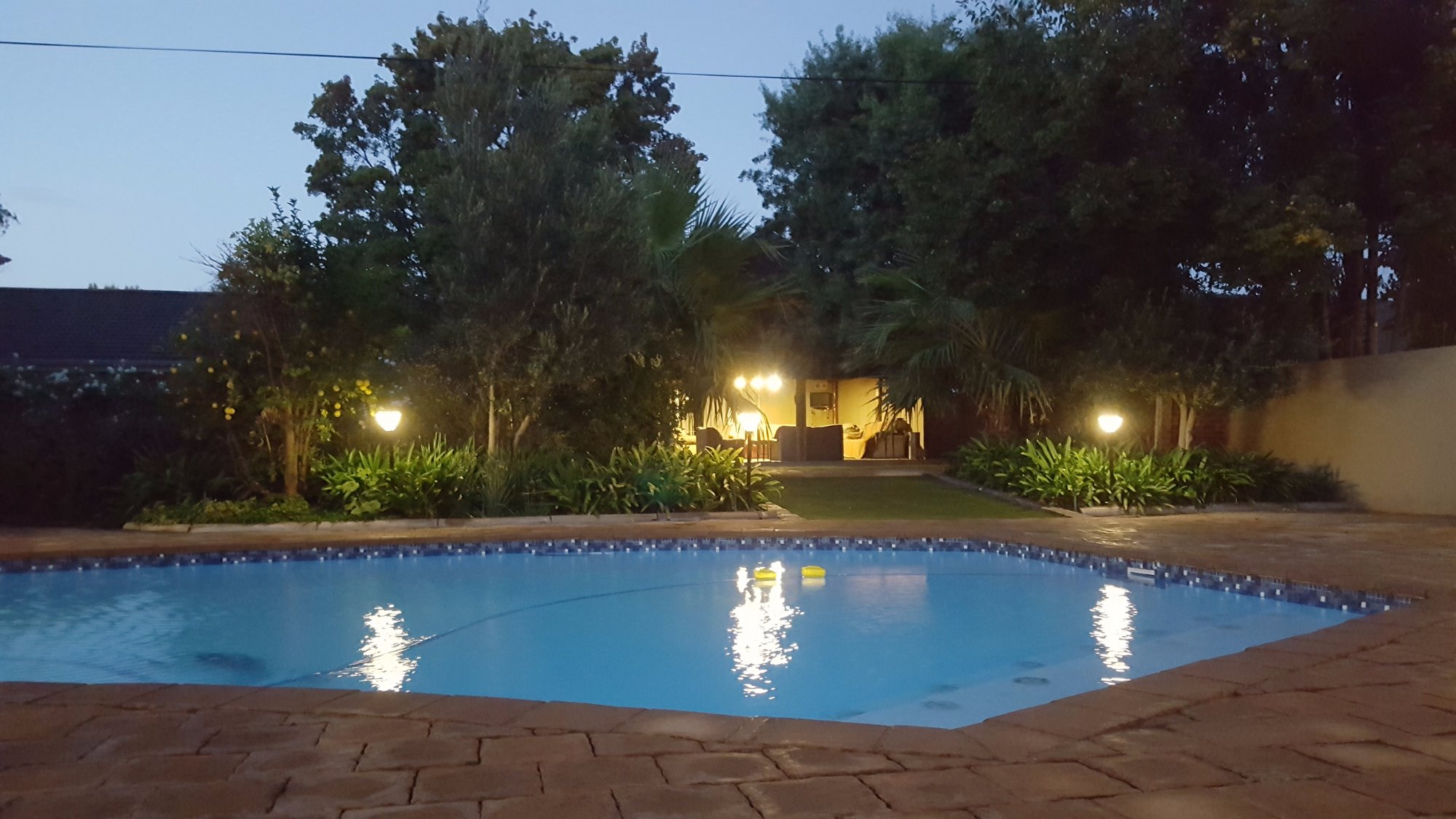 Hotel photo 17 of Acacia Lodge.