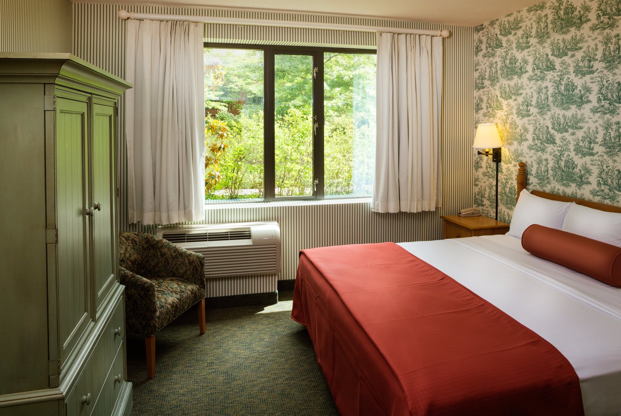 Hotel photo 42 of Woodlands Hotel & Suites - Colonial Williamsburg.