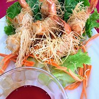 Main course - seafood pasta
Appetizer - fried angle pasta wrapped with large shrimps