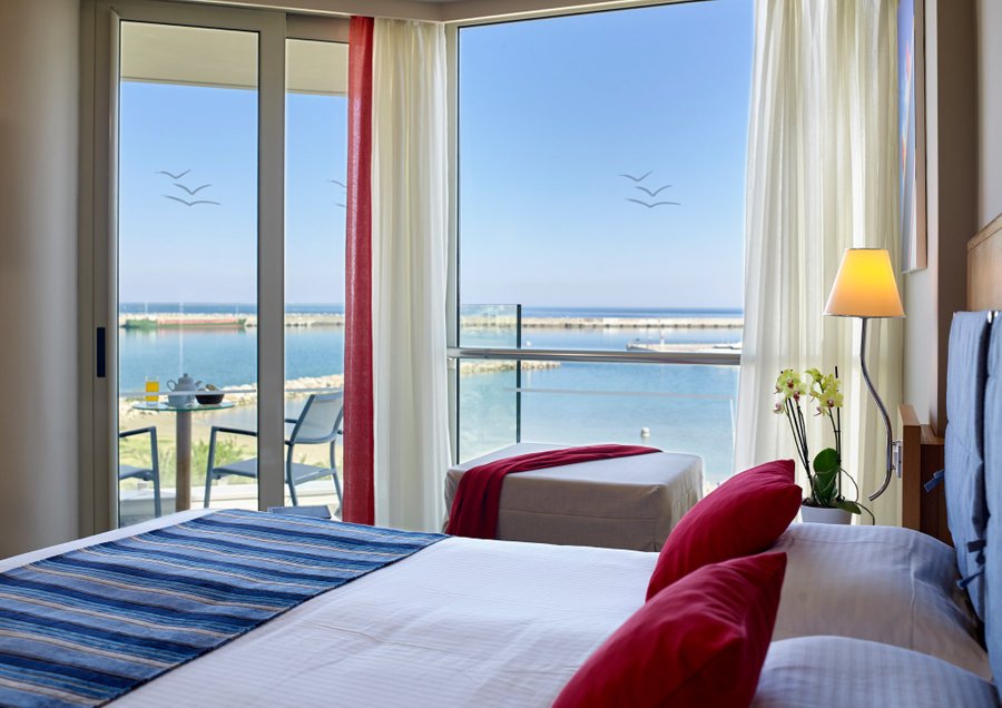 kyma suites beach hotel