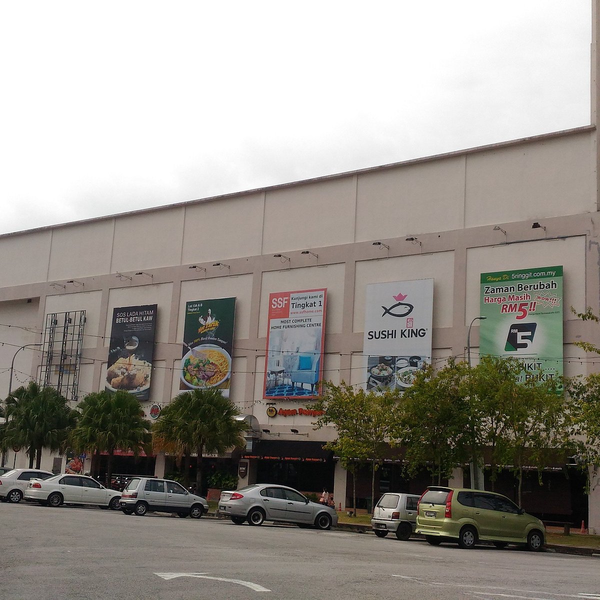 Funfair amanjaya mall