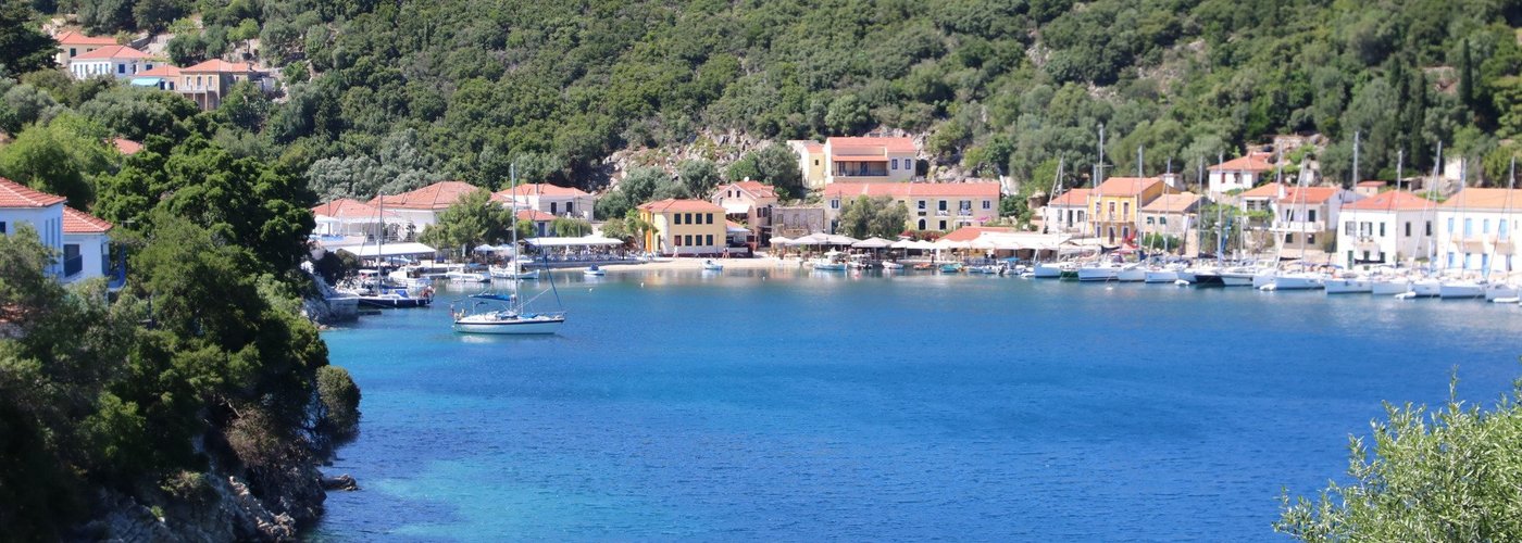 Kioni -  Kioni Harbour 206