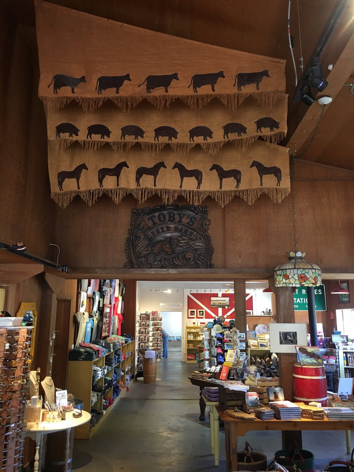 Toby's Feed Barn