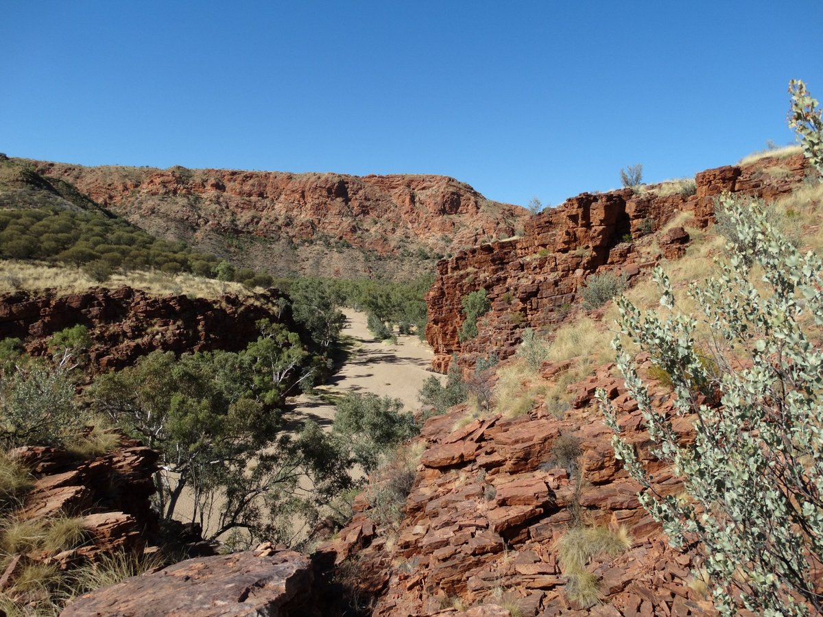 TREPHINA GORGE CAMPGROUND - UPDATED 2021 Reviews (Alice Springs ...