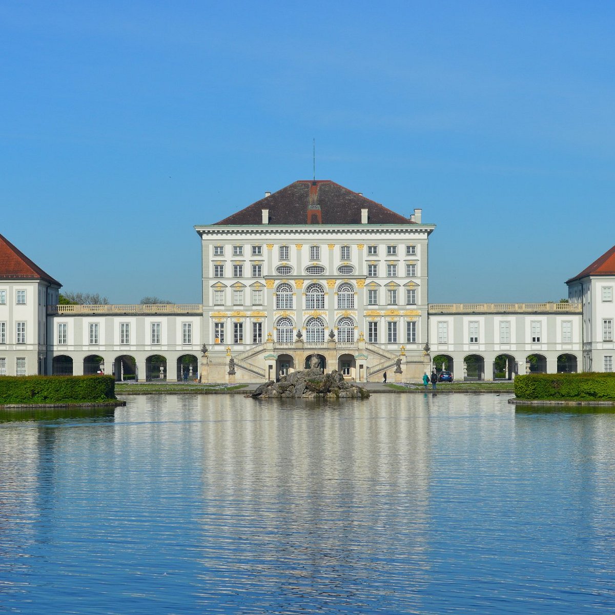 nymphenburg palace tour duration