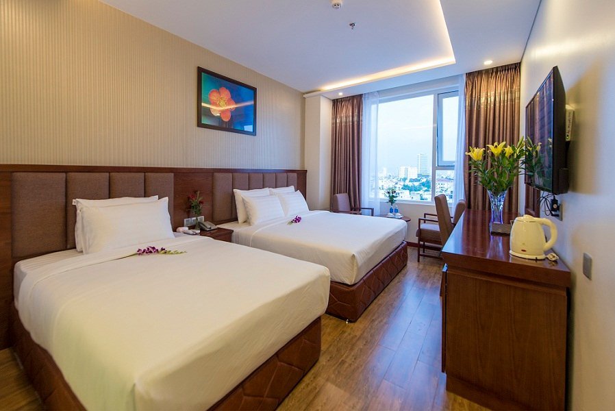 CRYSTAL HOTEL - Updated 2024 Prices & Reviews (Da Nang, Vietnam)