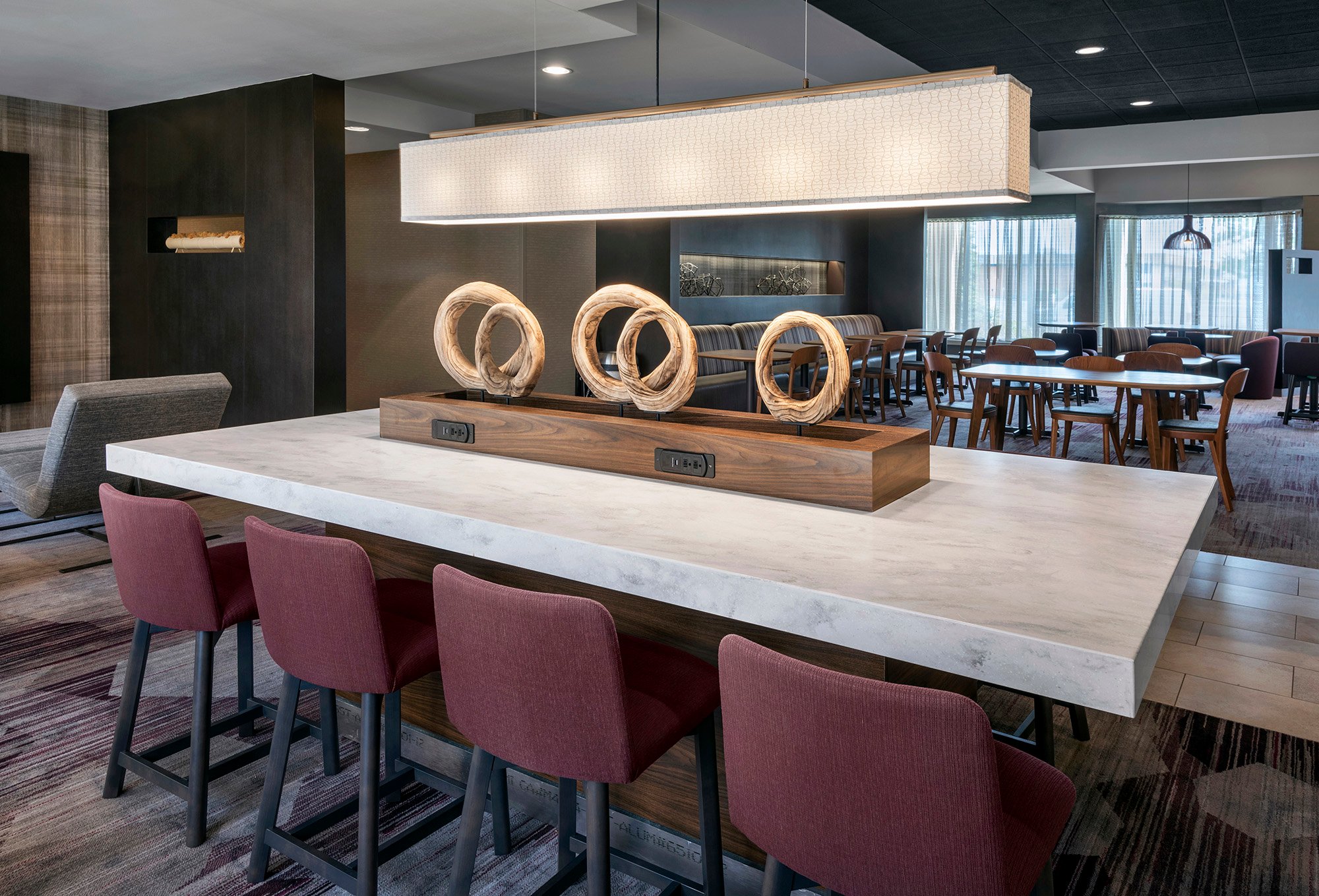 Hotel photo 1 of Courtyard by Marriott Newark Liberty International Airport.