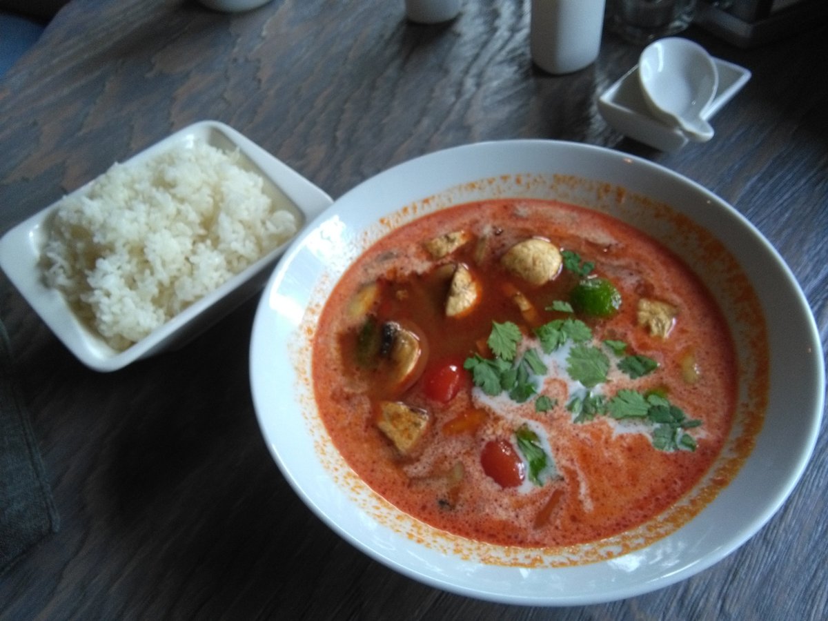 Tom yum иркутск. Tom Yum Bar Омск. Tom Yum Bar Екатеринбург. Том ям бар Новосибирск. Том ям кафе.