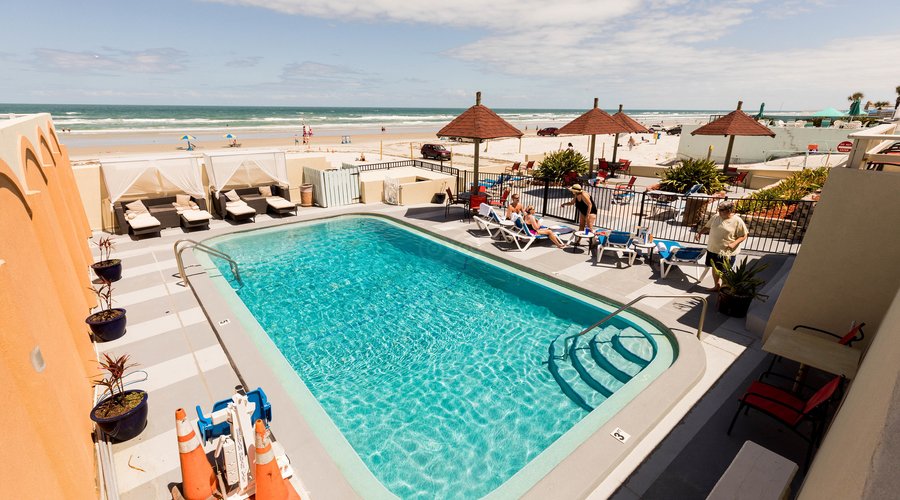 The Pool at the Dream Inn