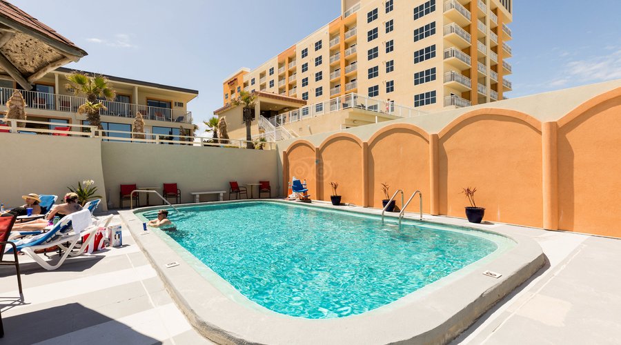 The Pool at the Dream Inn