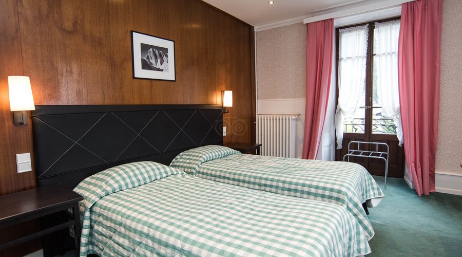 The Standard Triple Room at the Hotel Richemond