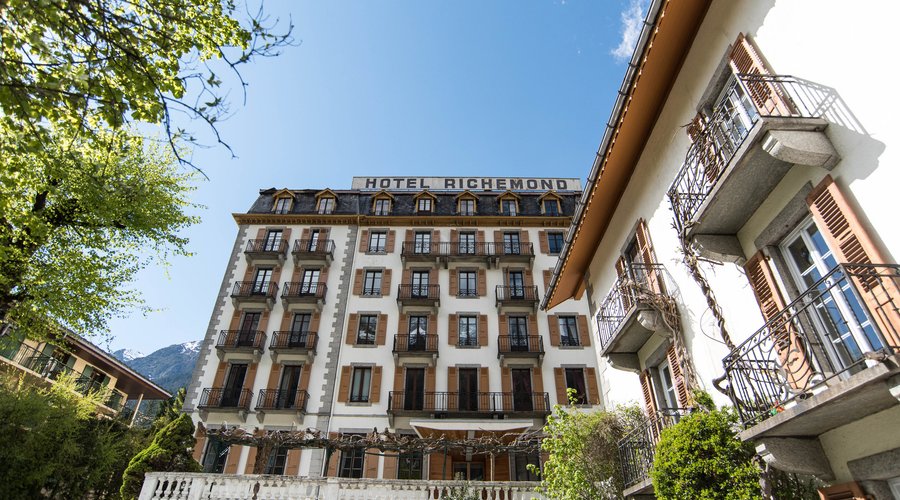 Entrance at the Hotel Richemond