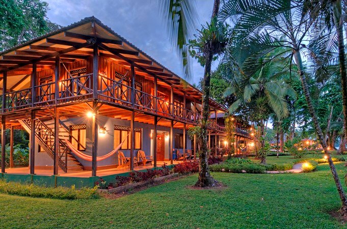 Hotel photo 91 of Tortuga Lodge & Gardens.