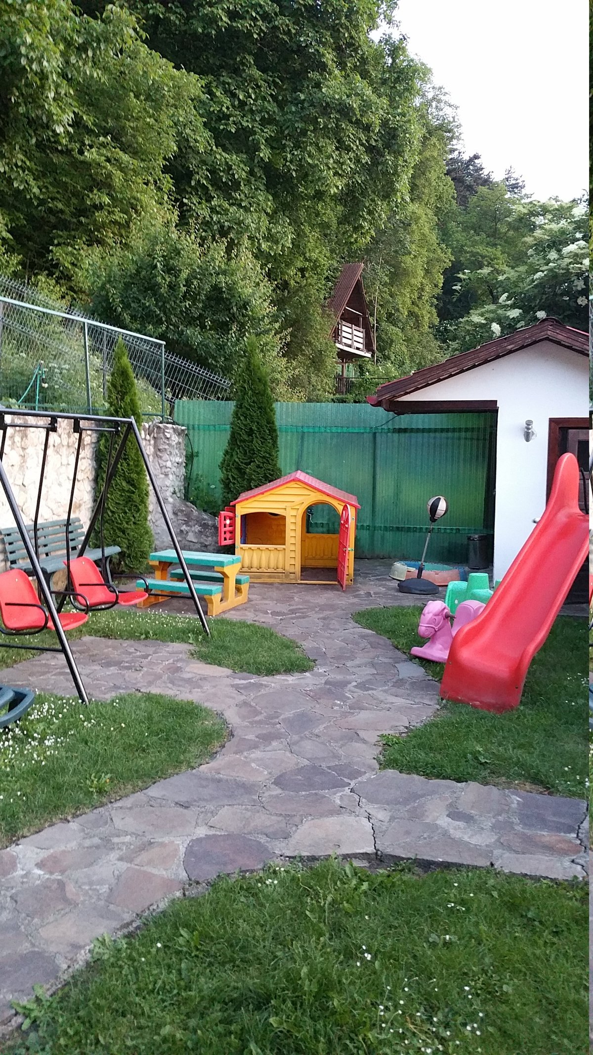 PENSIUNEA CRISTINA - Prices & Guest house Reviews (Rasnov, Romania)