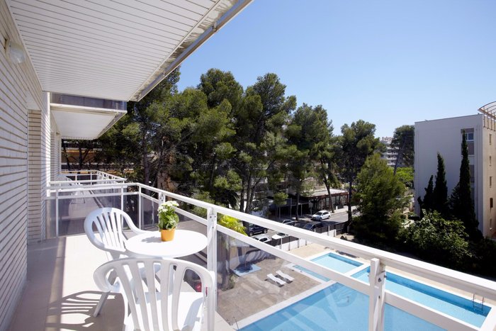 Imagen 14 de Apartamentos InterSalou Priorat