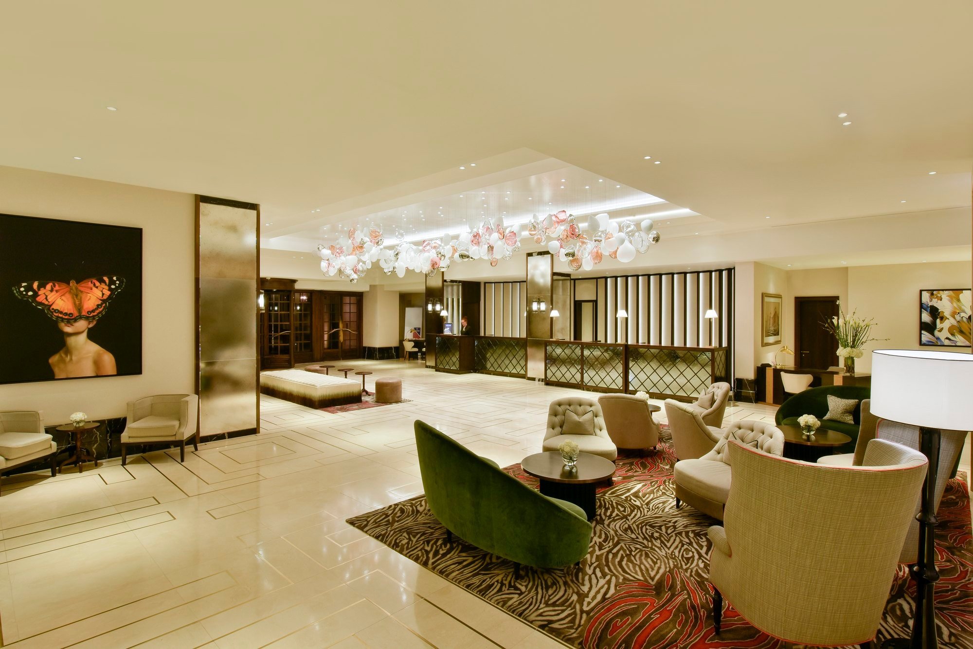 JW Marriott Grosvenor House London by null
