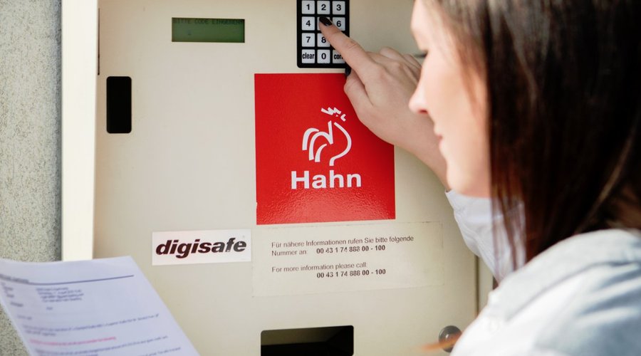 Schlüsselsafe (für Spätanreisen) / Key-safe (for late ckeck-in)