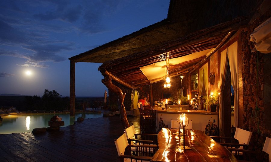 https://dynamic-media-cdn.tripadvisor.com/media/photo-o/0f/91/ee/5d/mbalageti-safari-camp.jpg?h=-1&s=1&w=900