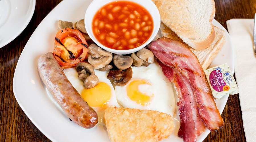 The Mad Bishop & Bear - English breakfast