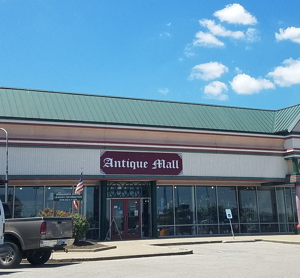 DRY RIDGE ANTIQUE MALL : Ce qu'il faut savoir pour votre visite (avec ...