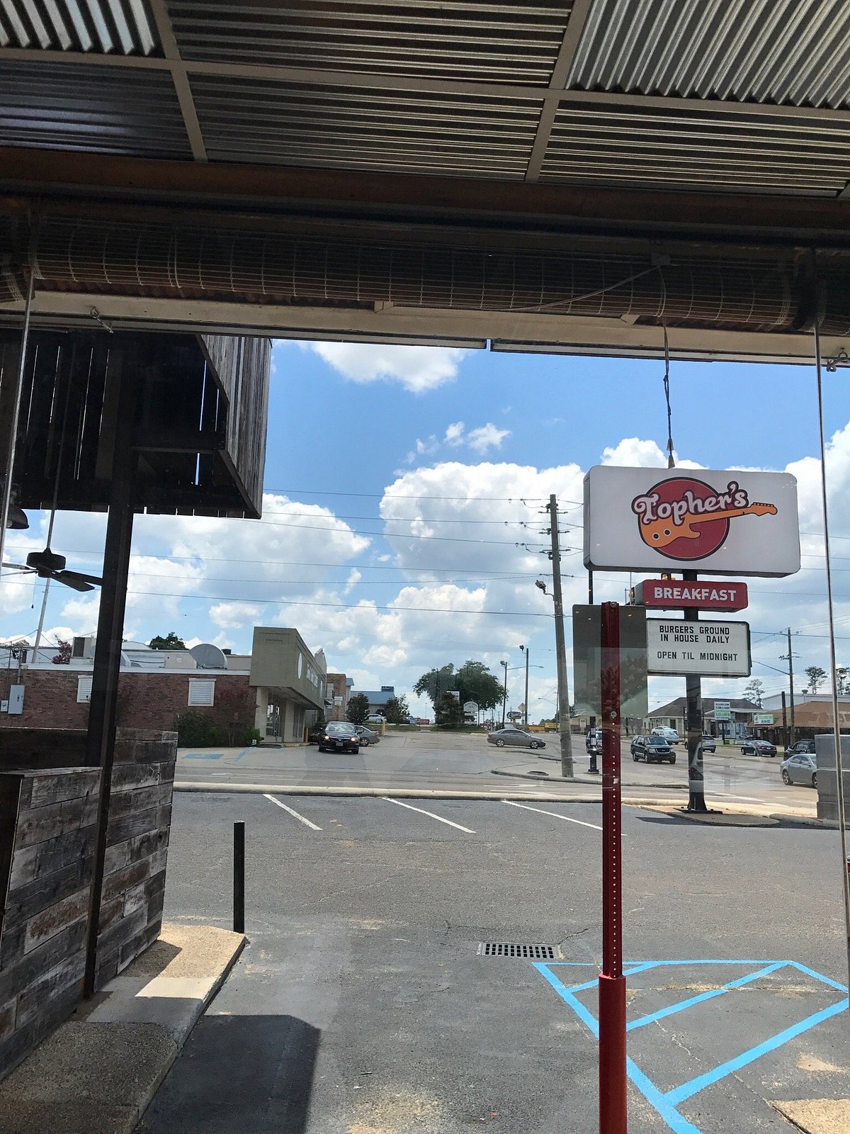 TOPHER’S ROCK ‘N ROLL GRILL, Hattiesburg Restaurant Reviews, Photos