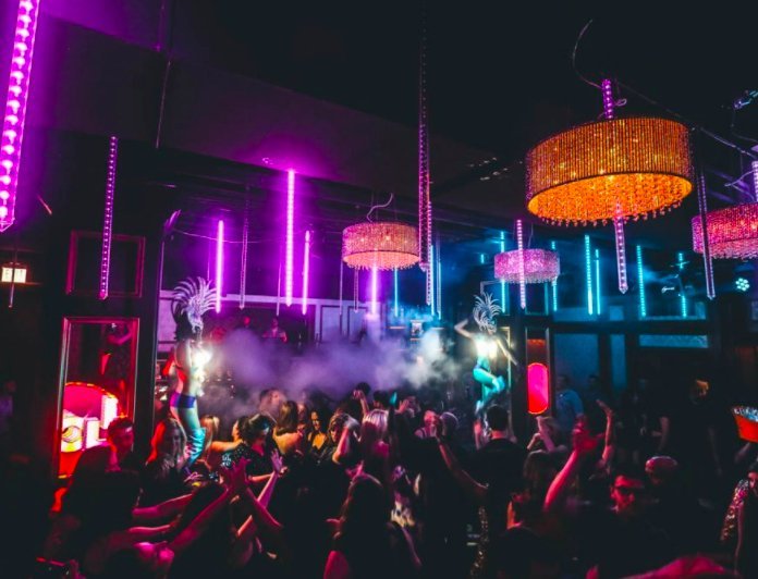 12 Best Nightclubs in Chicago - Where to Party at Night in Chicago