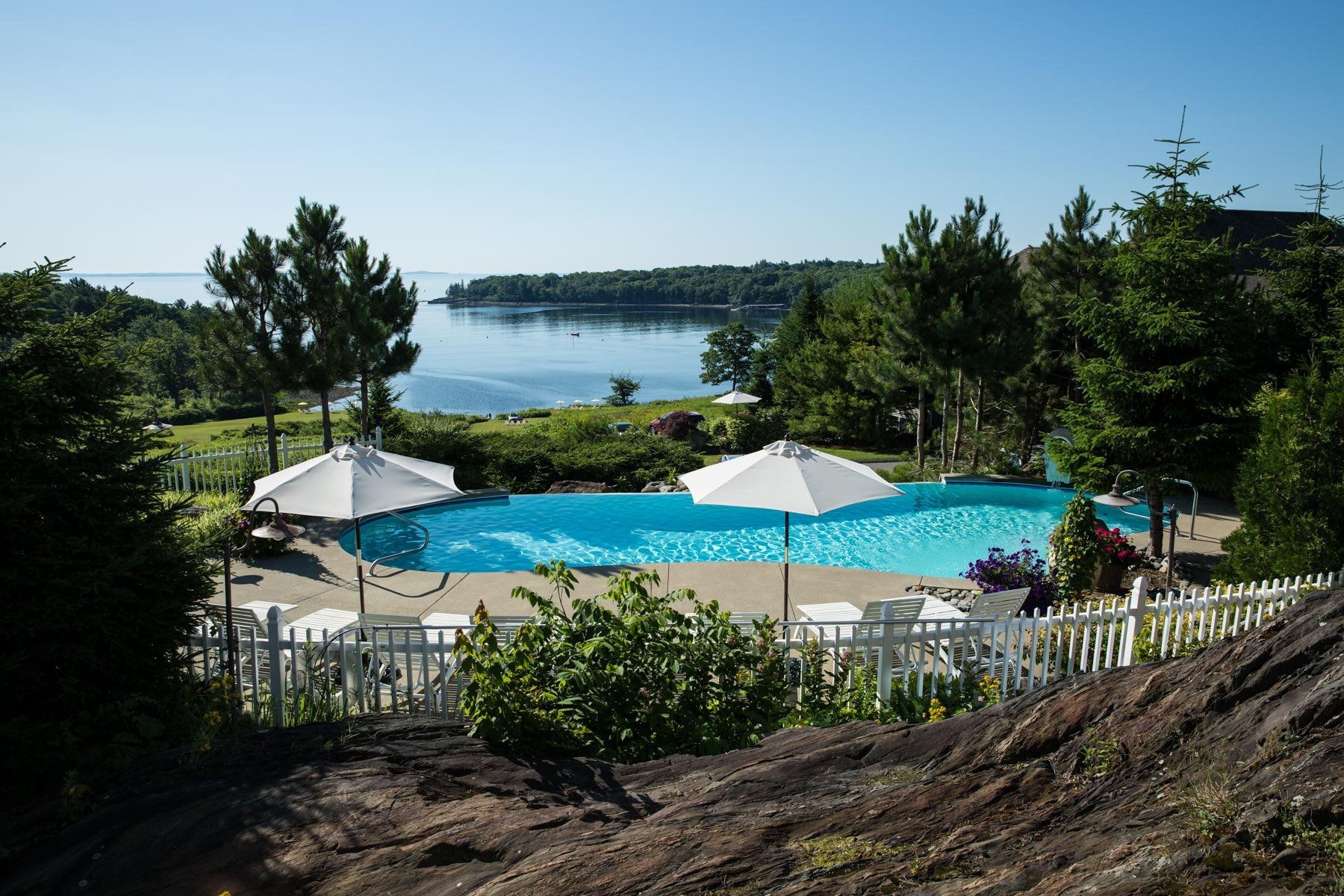 Island View Inn by null
