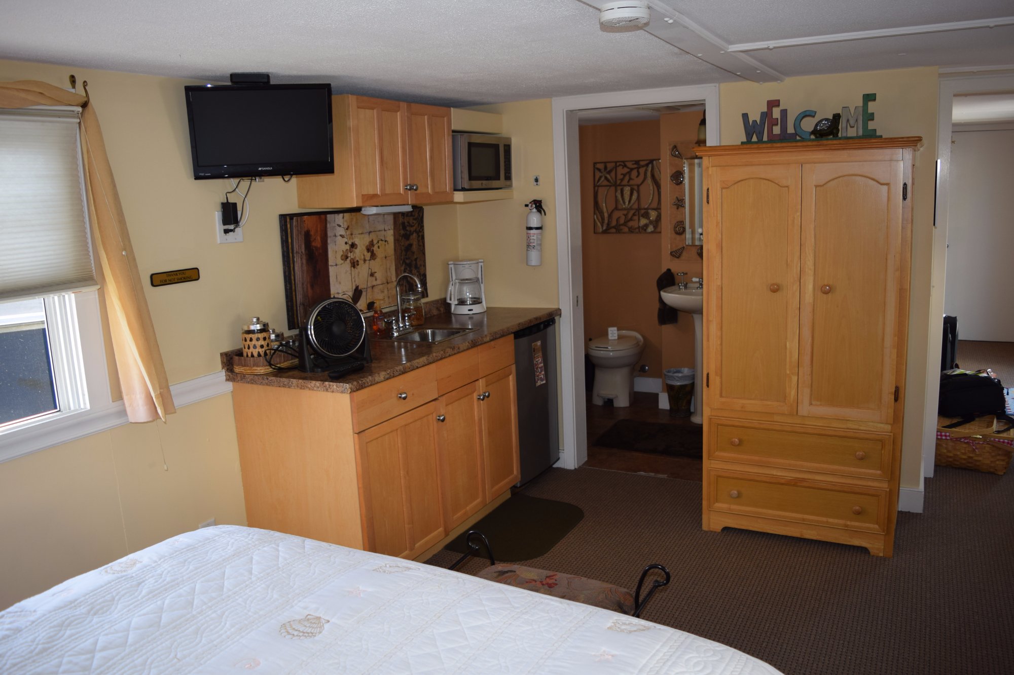 Hotel photo 27 of Green Turtle Floating Bed and Breakfast.