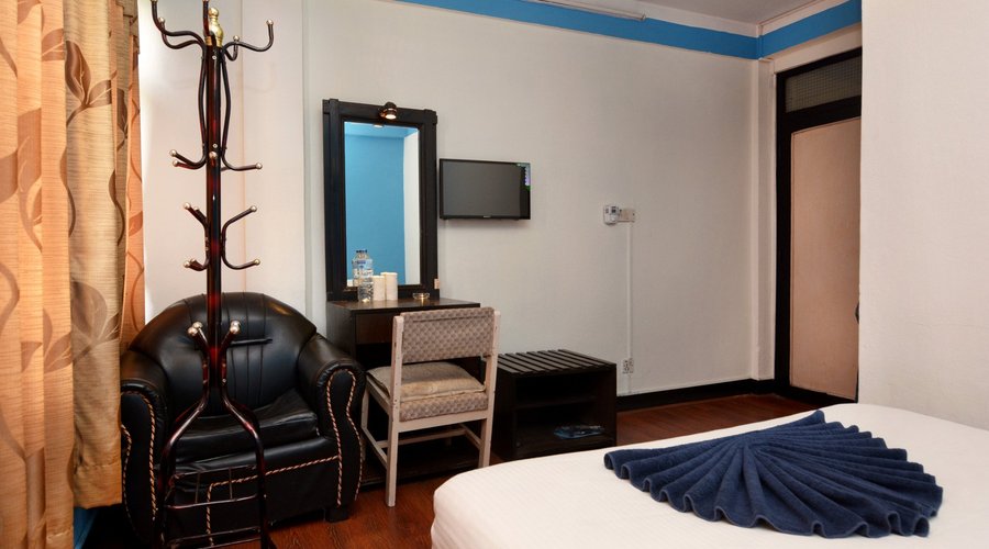 Single Deluxe Room