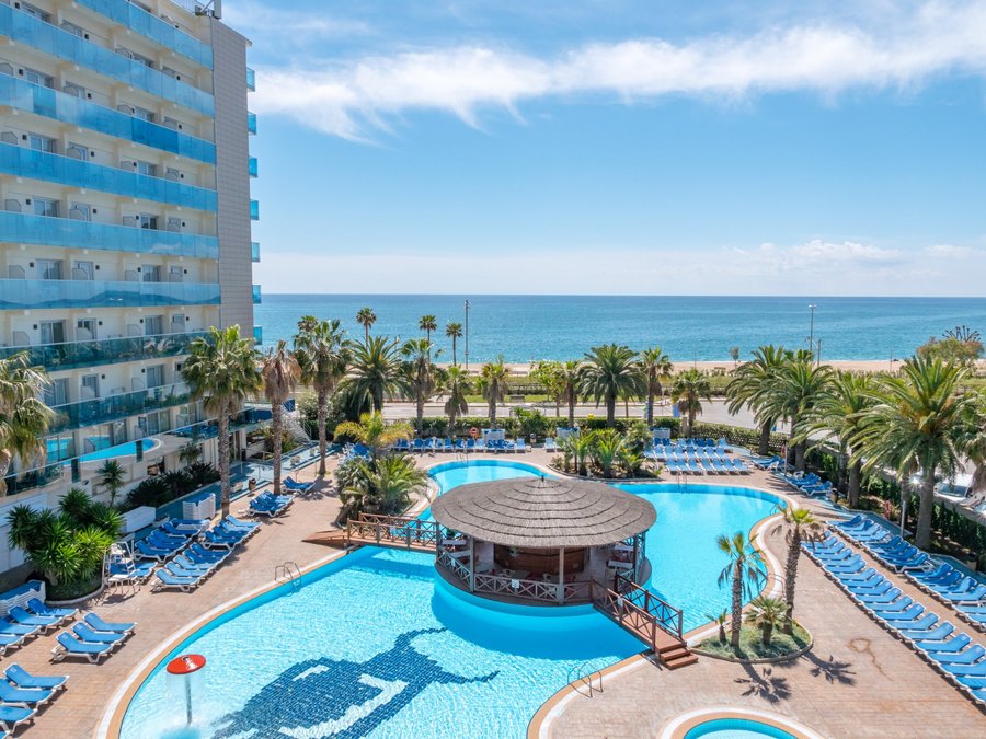 Golden Taurus Aquapark Resort Pineda De Mar Ispanya Otel Yorumlari Ve Fiyat Karsilastirmasi Tripadvisor