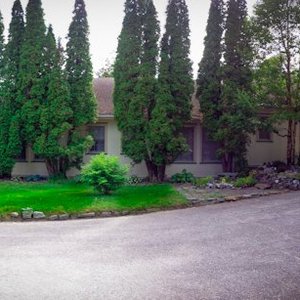 Strawberry Hill Inn