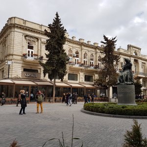 Bristol Hotel Baku