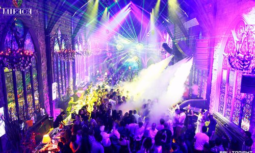 MAIN VENUE