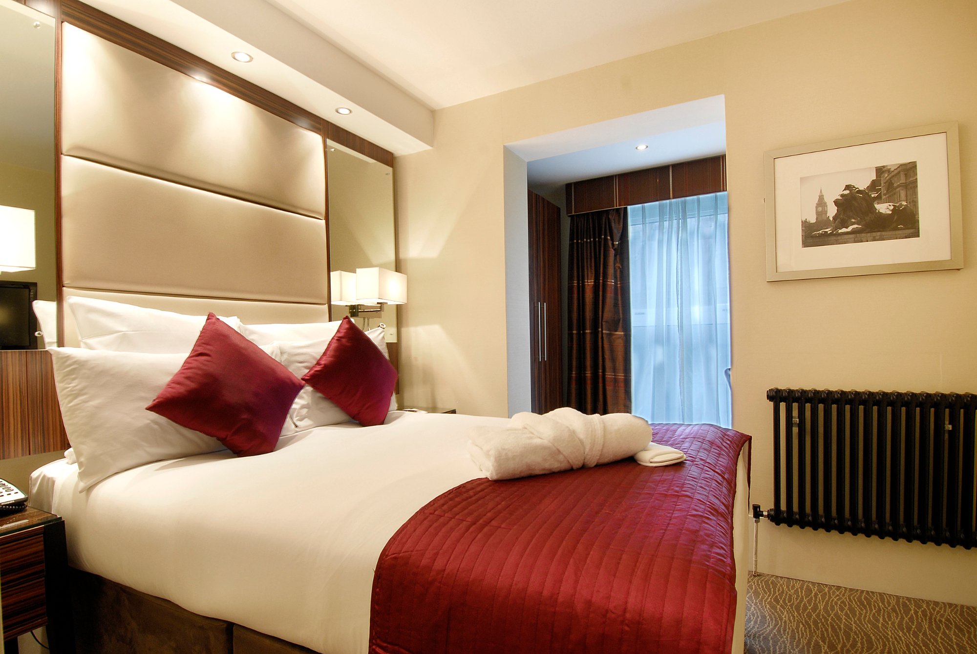 Hotel photo 10 of Grand Royale London Hyde Park.