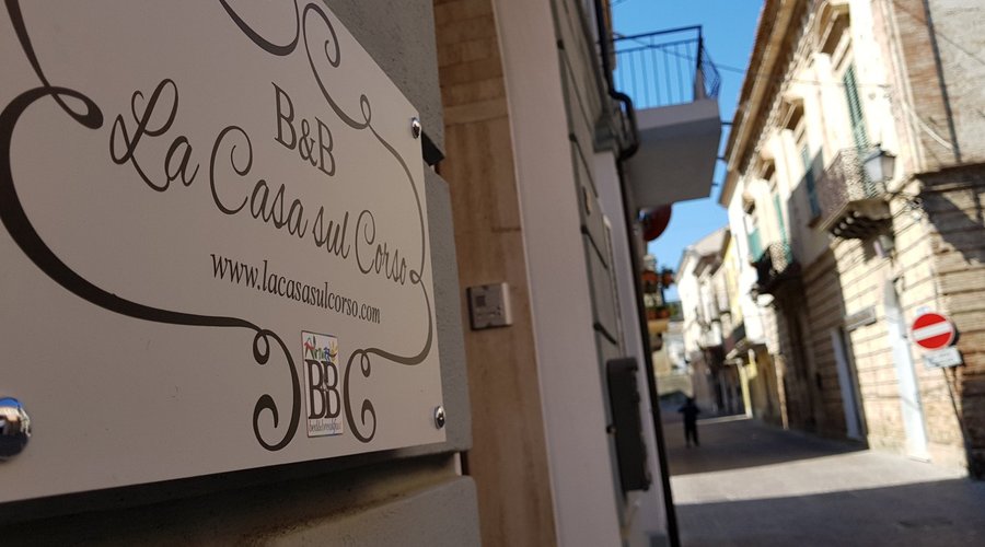LA CASA SUL CORSO - Guest house Reviews (Rocca San Giovanni, Italy) LA CASA SUL CORSO -  Guest house Reviews (Rocca San Giovanni... 