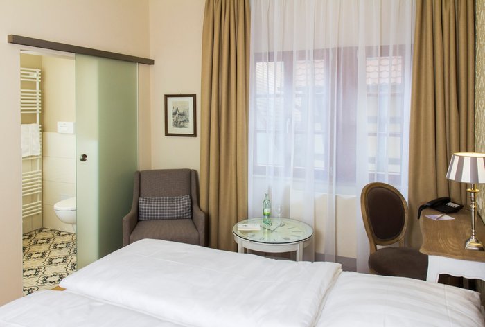 bilder von hotel reichskuechenmeister rothenburg
