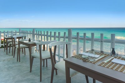Hotel photo 20 of Oleo Cancun Playa.