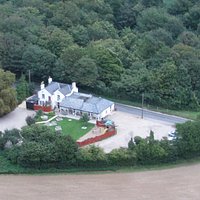 Fantastic, traditional country pub - with a fish and chip restaurant !