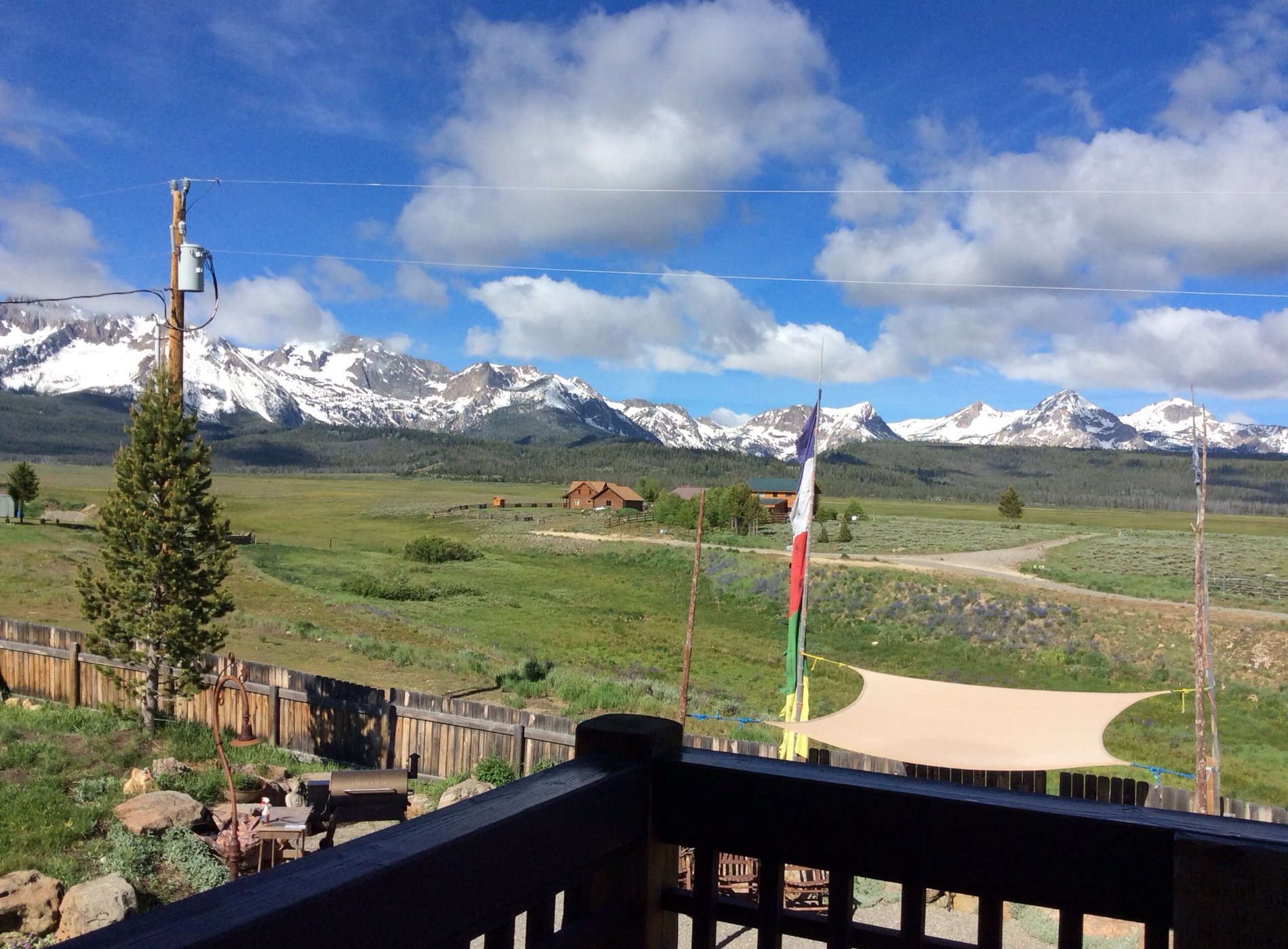 Sawtooth Hotel by null