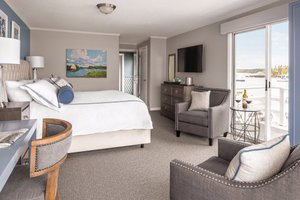 Room & Suite