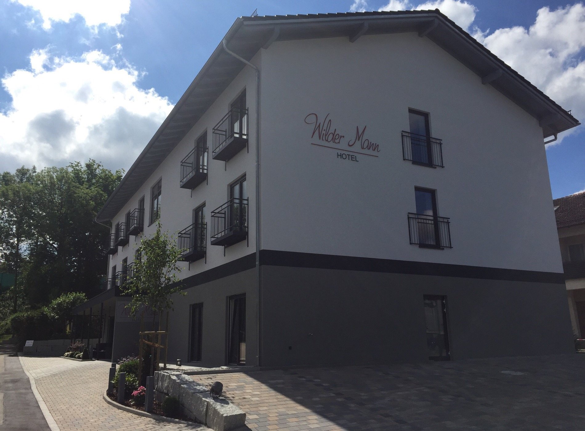 Restaurant & Hotel Wilder Mann by null