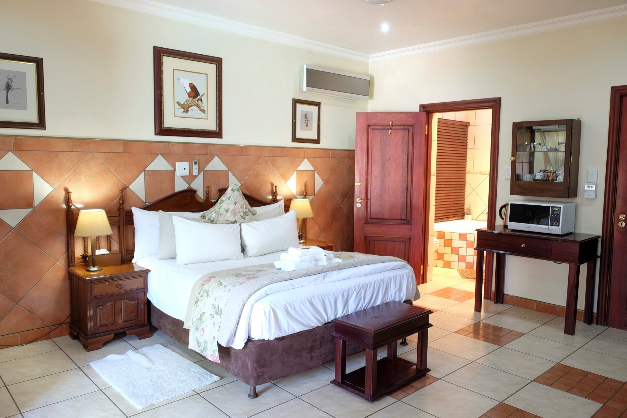 Hotel photo 18 of Waterkloof Guesthouse.