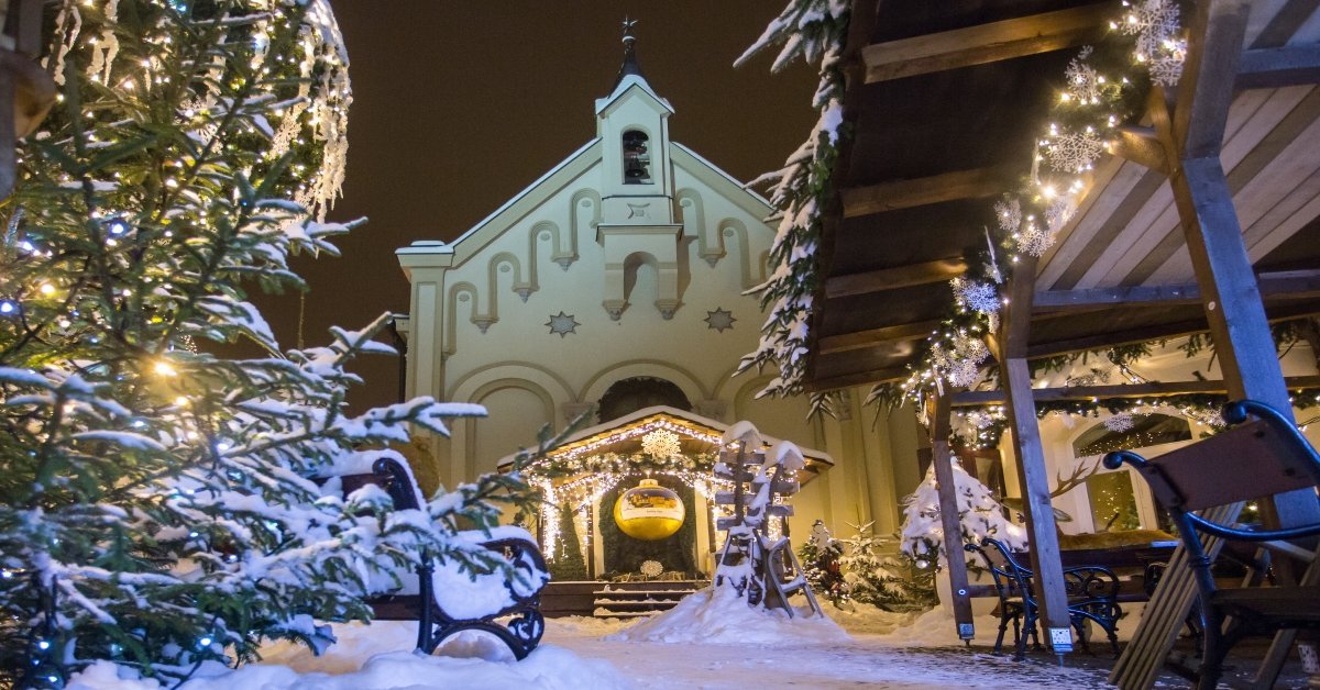 Karlovy Vary Christmas Market Location 2022 Vánoční Dům (Karlovy Vary) - 2022 All You Need To Know Before You Go (With  Photos) - Karlovy Vary, Czech Republic | Tripadvisor