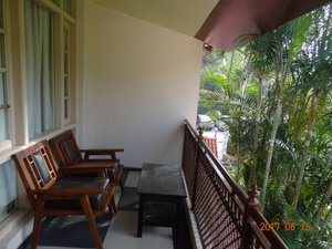 Room & Suite