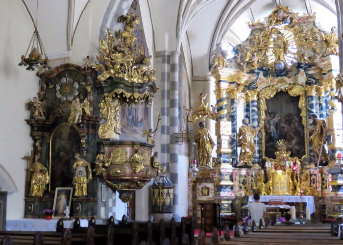 Church of St. Elizabeth, Interior