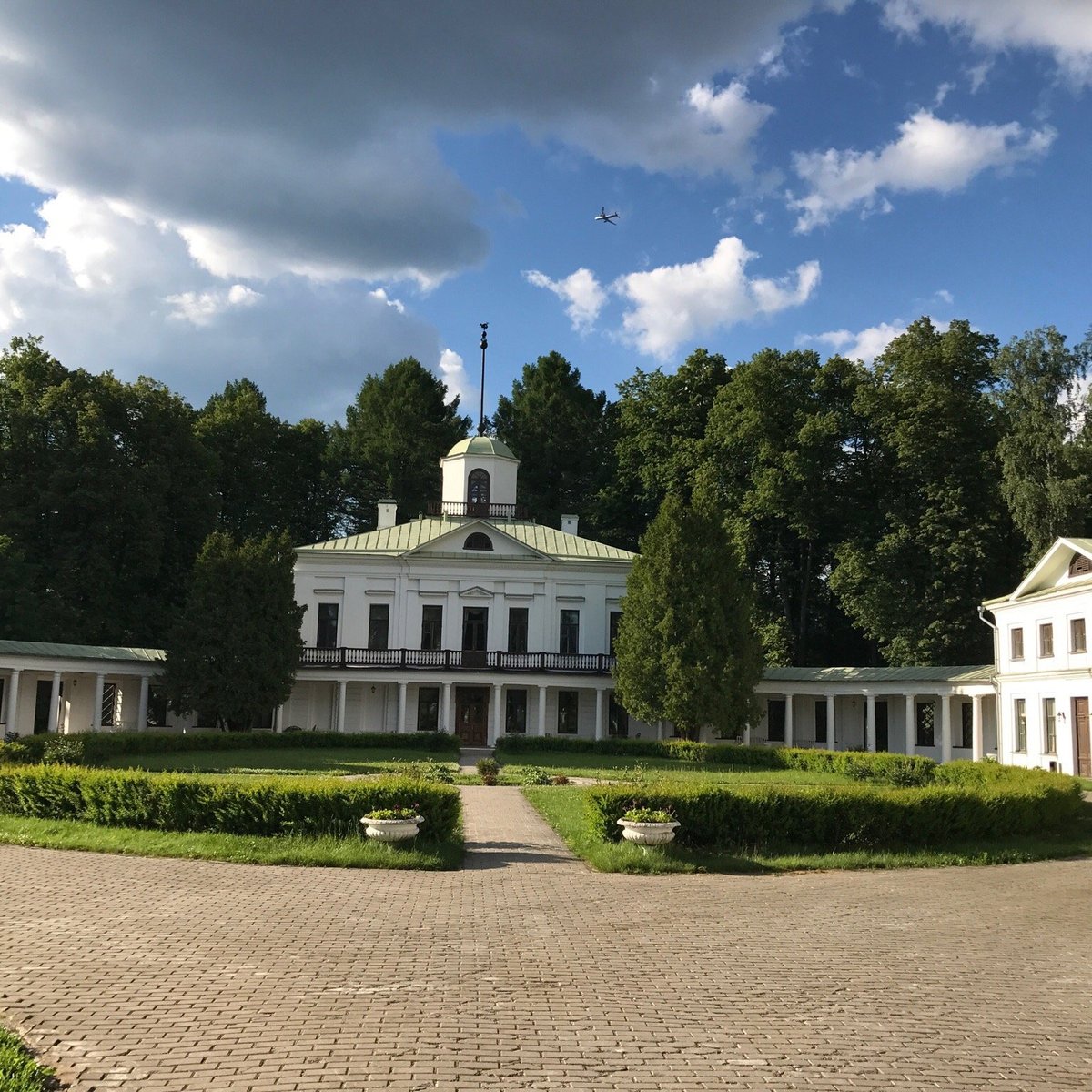 Усадьба Середниково, Поселок санатория 