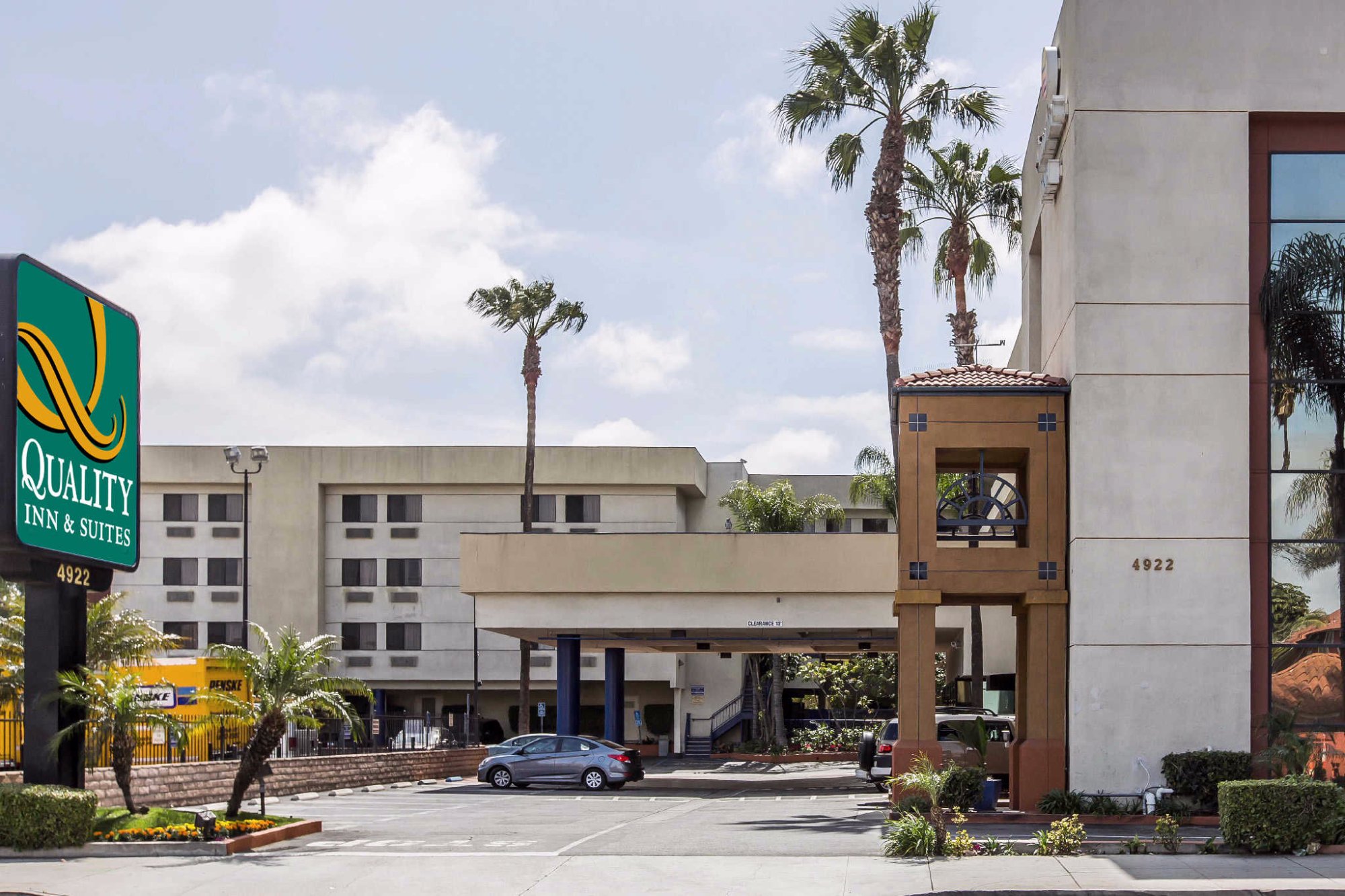 Quality inn and suites discount