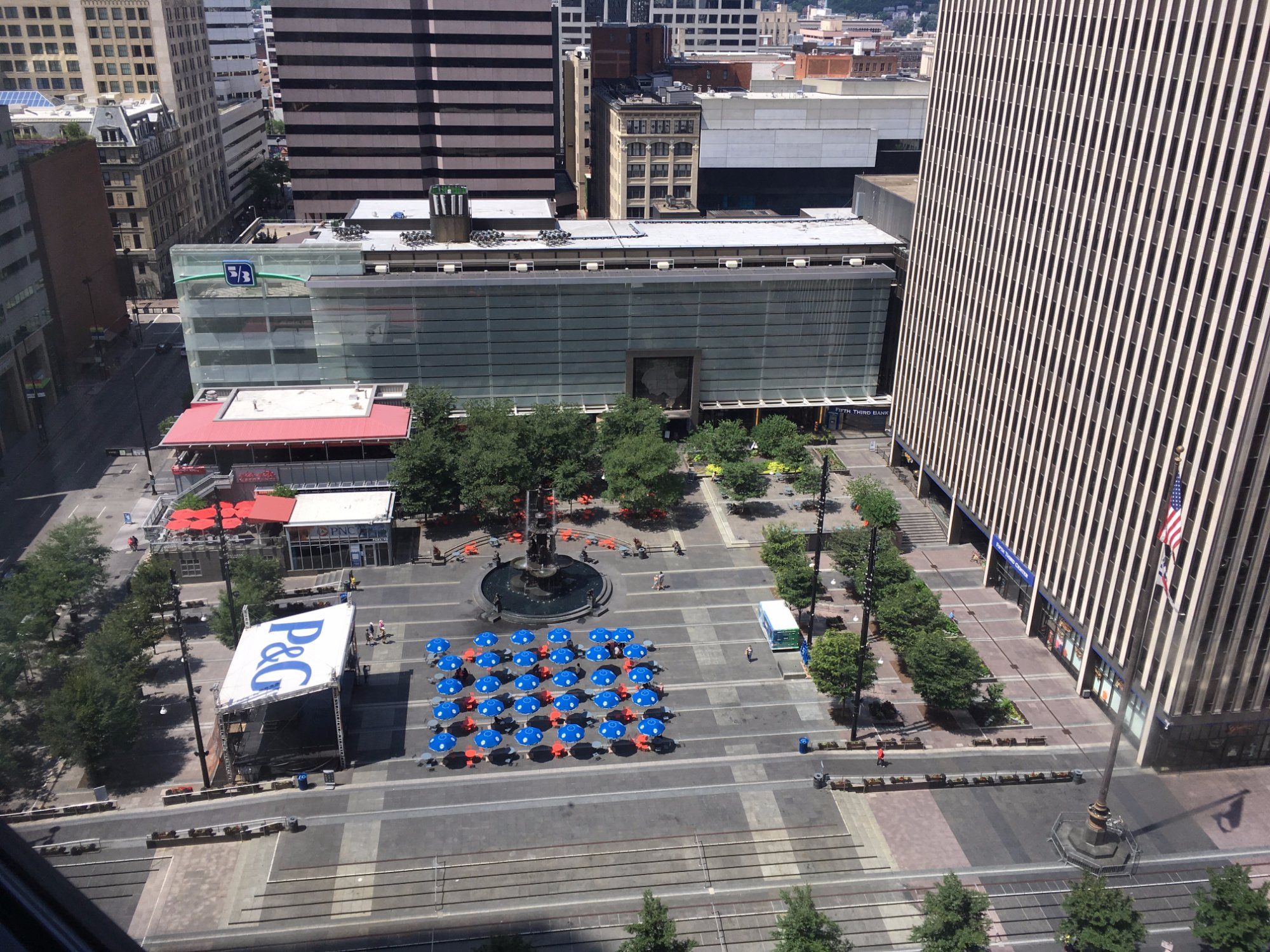 FOUNTAIN SQUARE (Cincinnati) - All You Need To Know BEFORE You Go