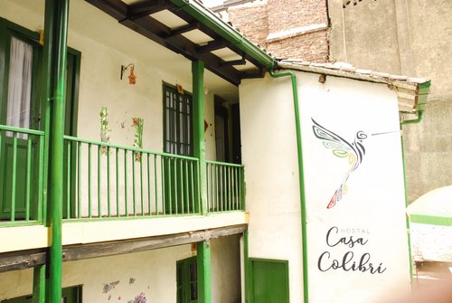 Hostal Casa Colibri image