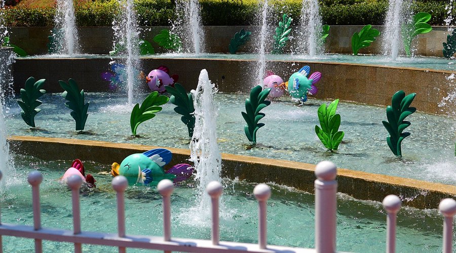 Fountains in he empty park
